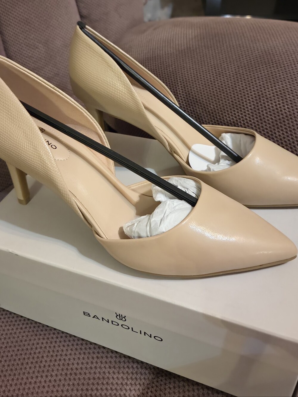Bandolino Beige Pointed Toe D'Orsay Pumps